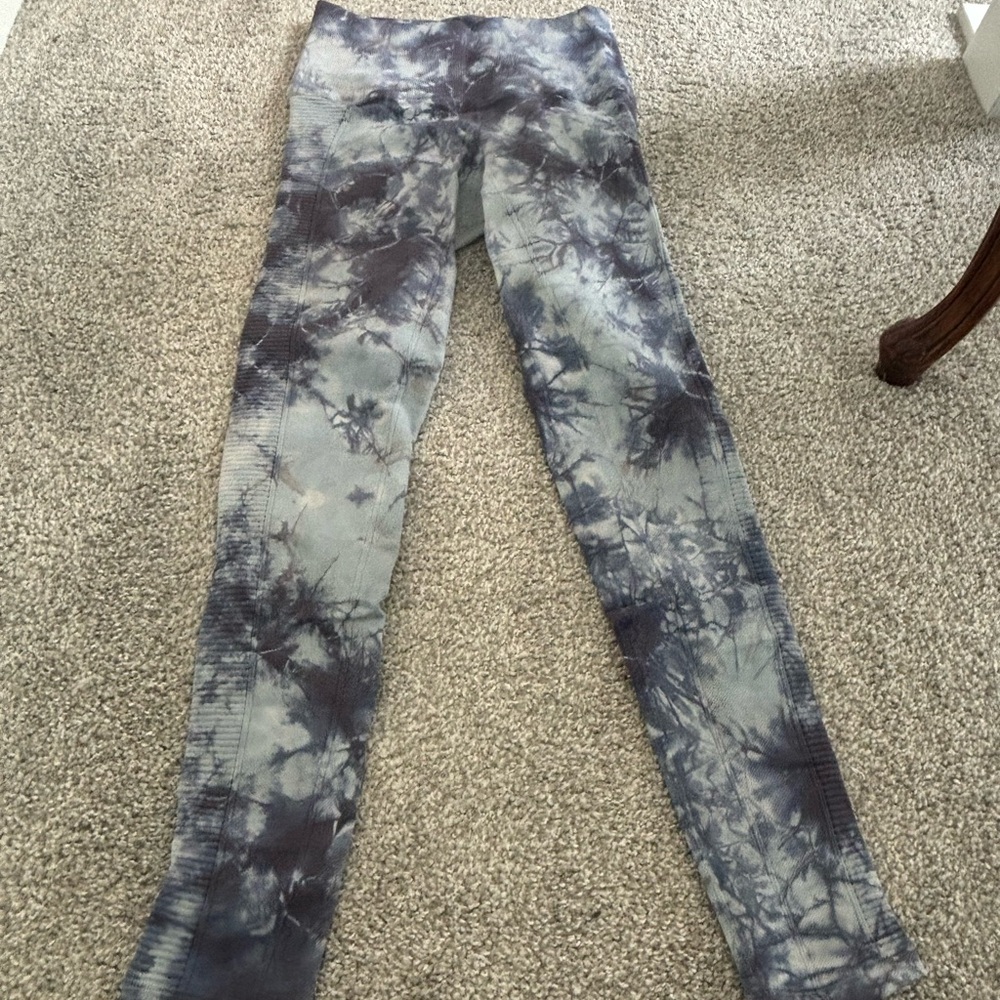 Avocado Blue and Gray Jeggings with Distinctive Pattern